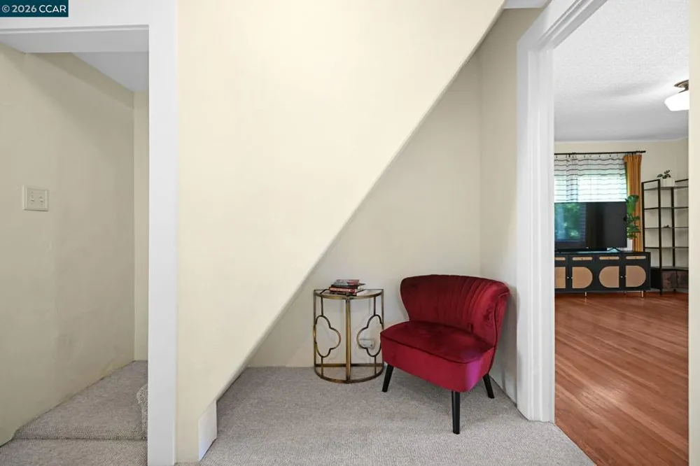 425 Bay St Crockett, CA 94525