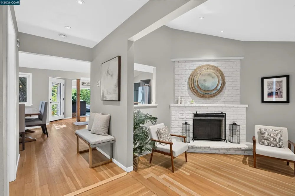 2531 Warm Springs Rd Glen Ellen, CA 95442