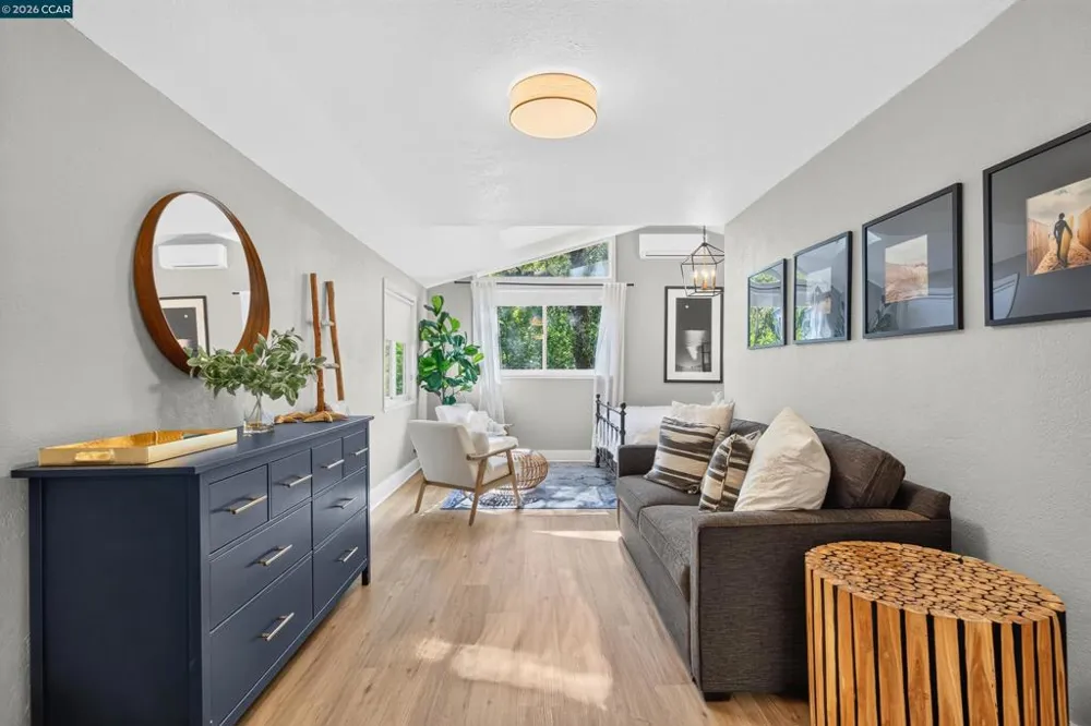 2531 Warm Springs Rd Glen Ellen, CA 95442