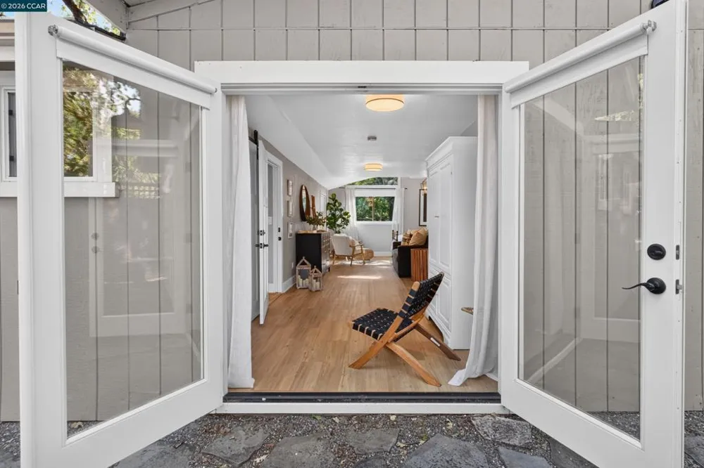2531 Warm Springs Rd Glen Ellen, CA 95442