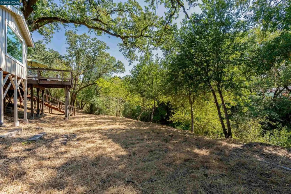 2531 Warm Springs Rd Glen Ellen, CA 95442