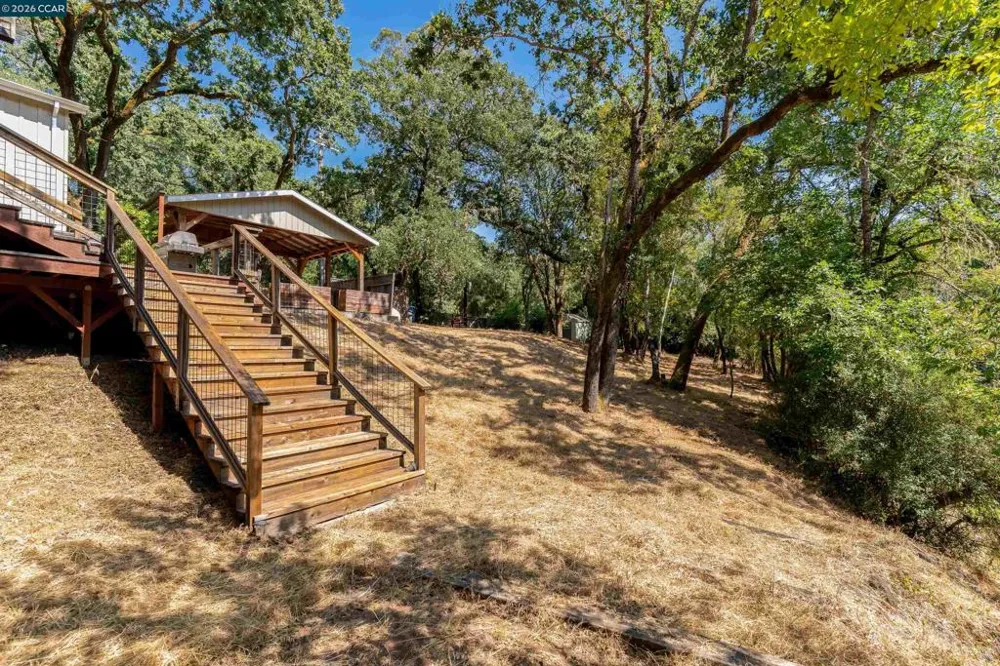 2531 Warm Springs Rd Glen Ellen, CA 95442