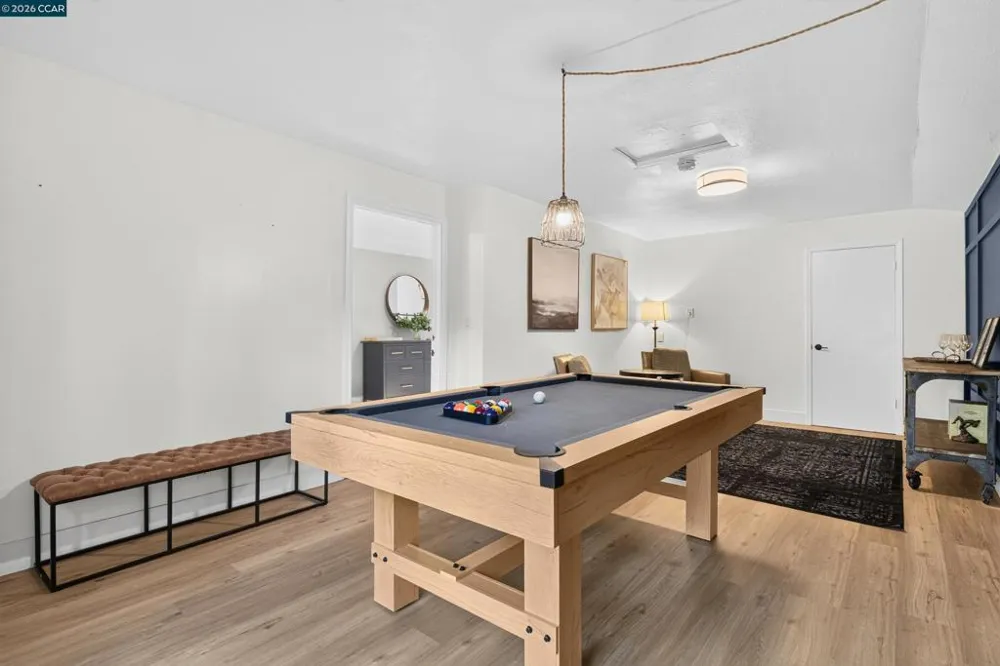 2531 Warm Springs Rd Glen Ellen, CA 95442