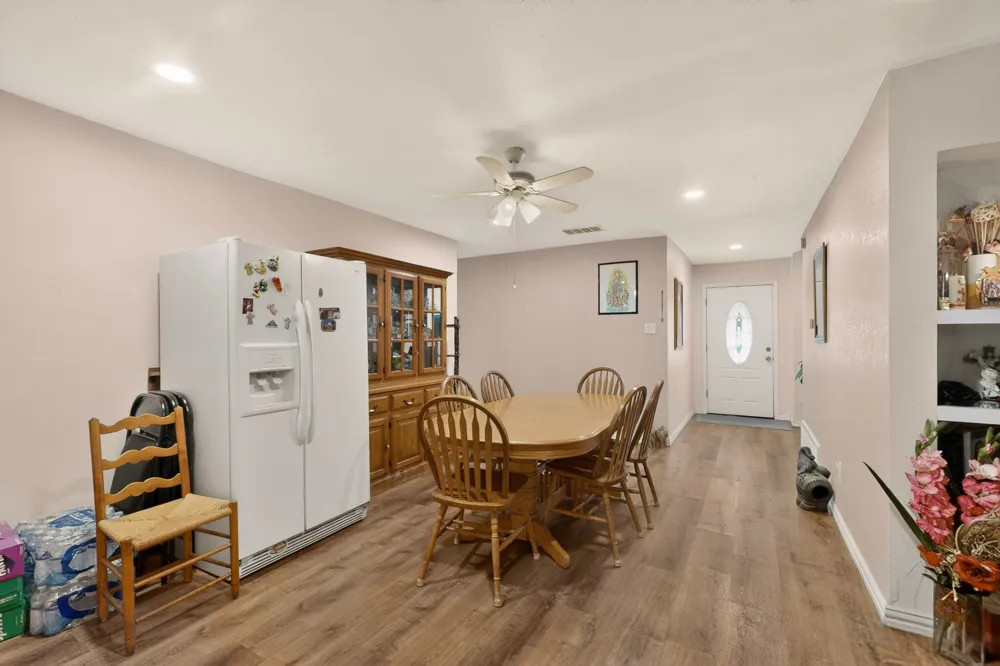 12207 Queen Drive Balch Springs, TX 75180