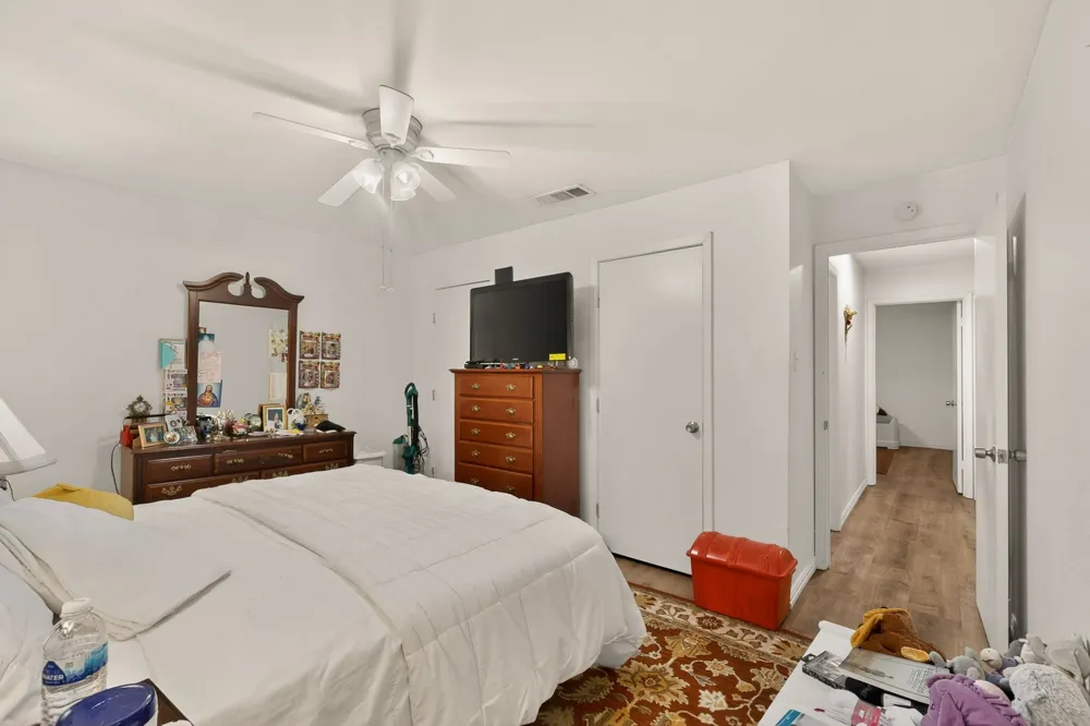 12207 Queen Drive Balch Springs, TX 75180