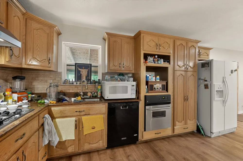 12207 Queen Drive Balch Springs, TX 75180