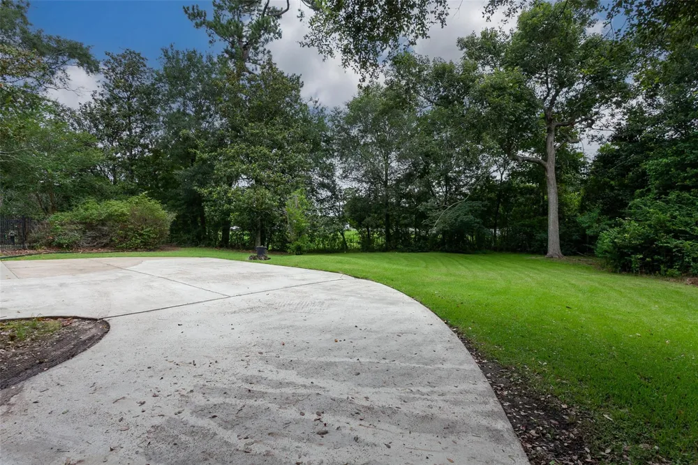 2226 Chasse Bend Street Orange, TX 77632