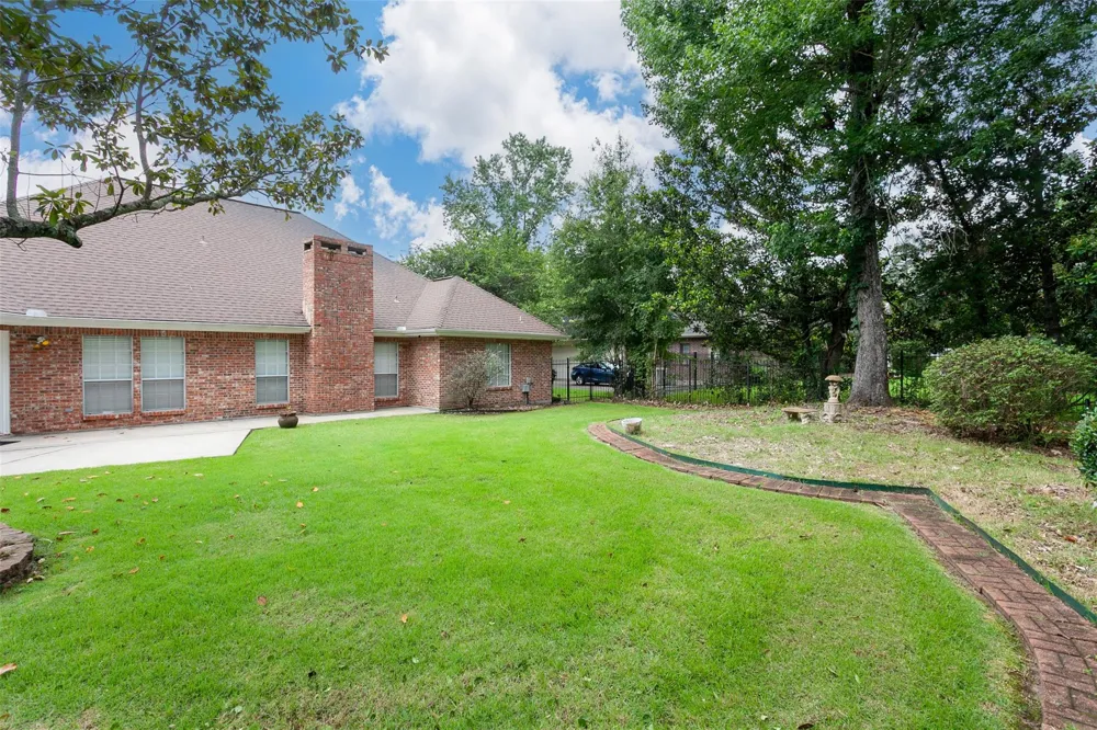 2226 Chasse Bend Street Orange, TX 77632