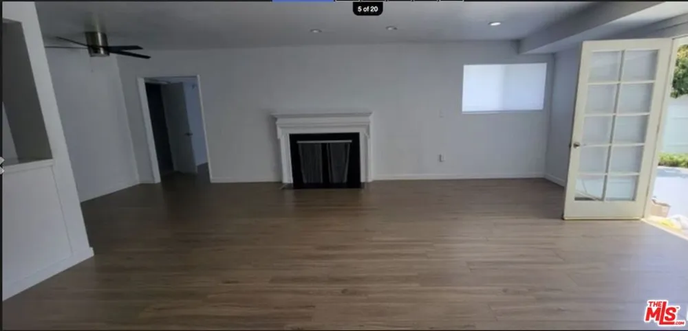 17402 Hart Street Van Nuys, CA 91406