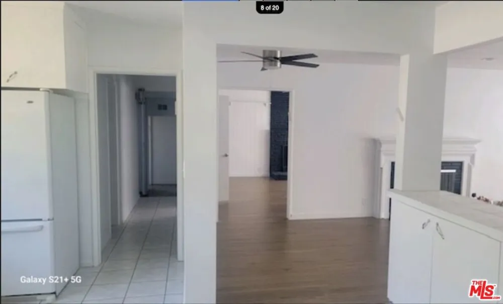 17402 Hart Street Van Nuys, CA 91406