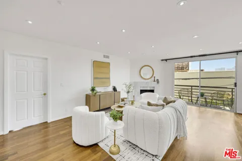 1872 Midvale Avenue #205