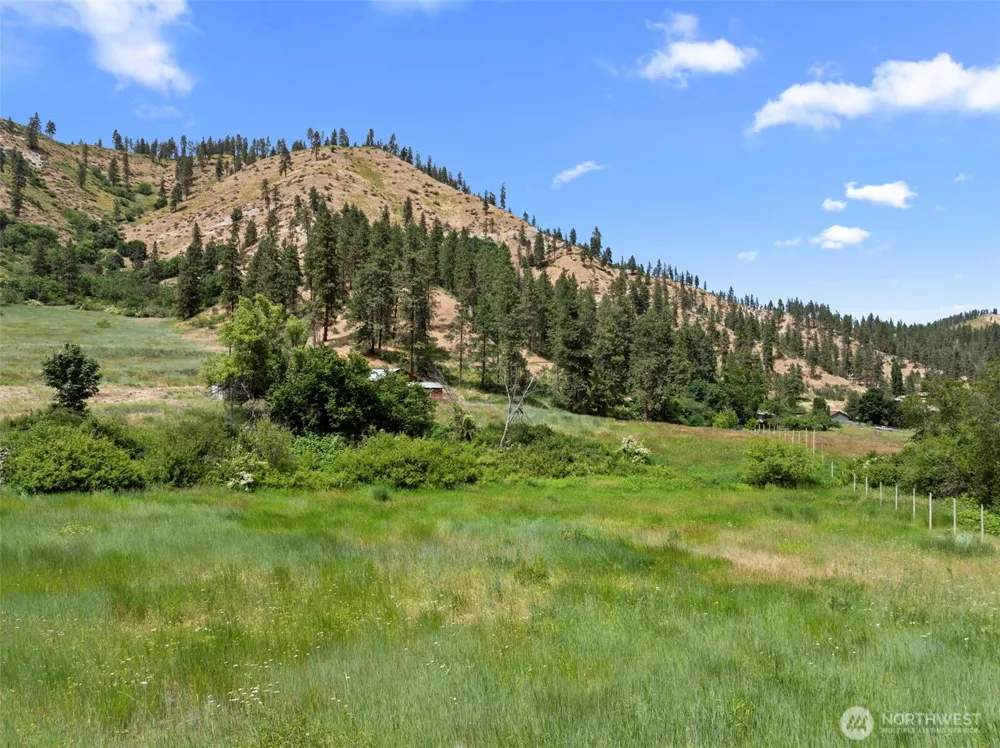 82 67 Karl Downs Lane Cashmere, WA 98815