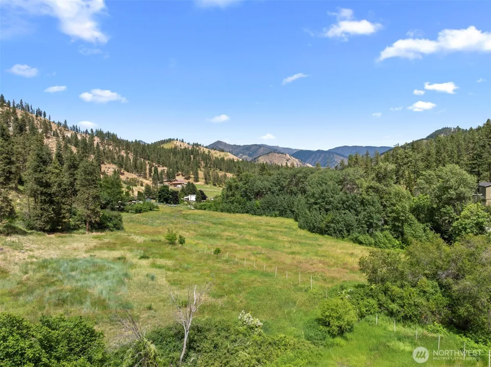 82 67 Karl Downs Lane Cashmere, WA 98815
