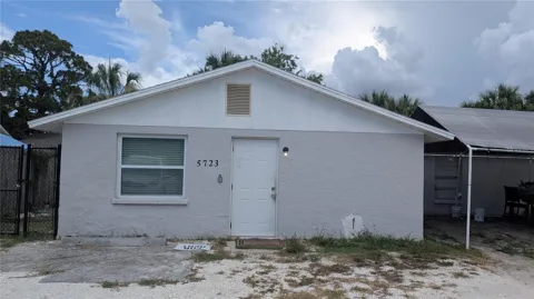 5723 9TH STREET CIRCLE E