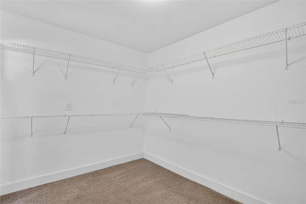212 W GENESEE STREET Tampa, FL 33603