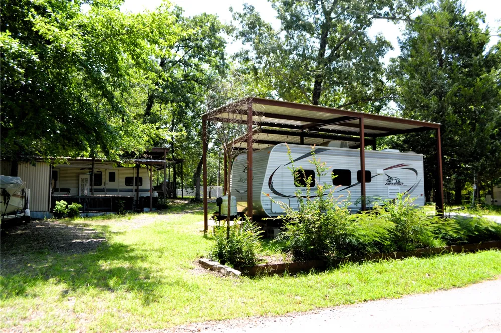 Private Road 5804 Yantis, TX 75497