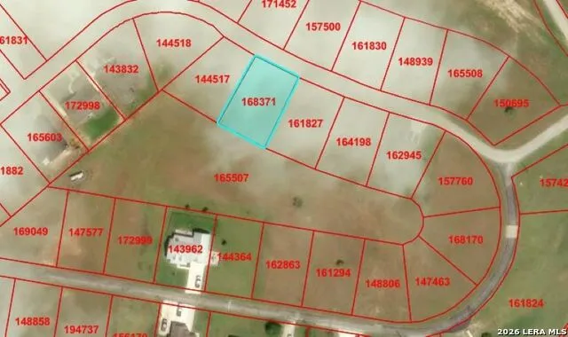 201 SPANISH GRANT CIR Bandera, TX 78003
