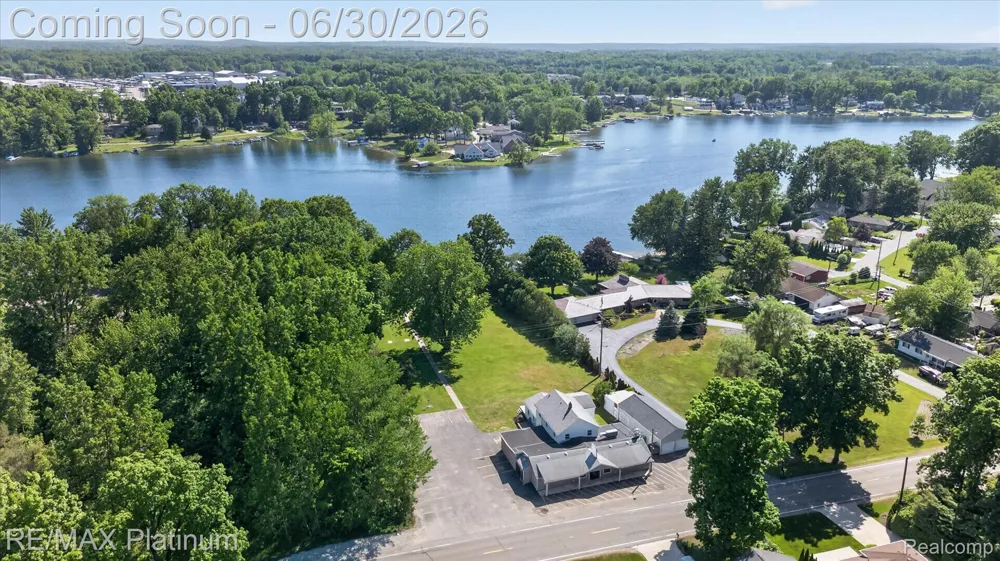 1462 S HUGHES ROAD Genoa Township, MI 48843