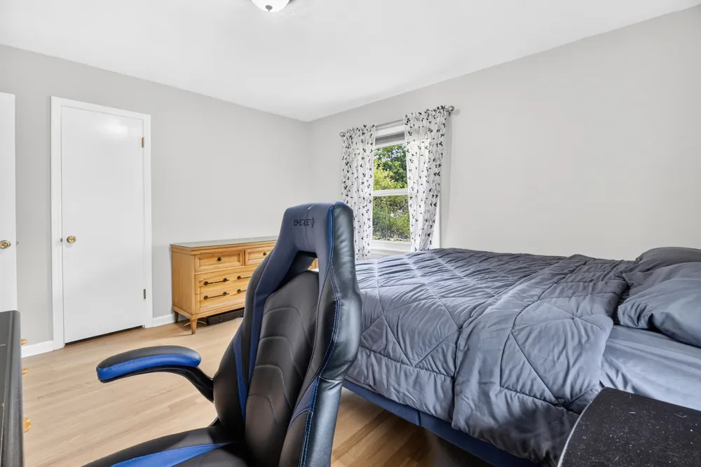 75 Hillside Drive Pennfield Charter Township, MI 49017