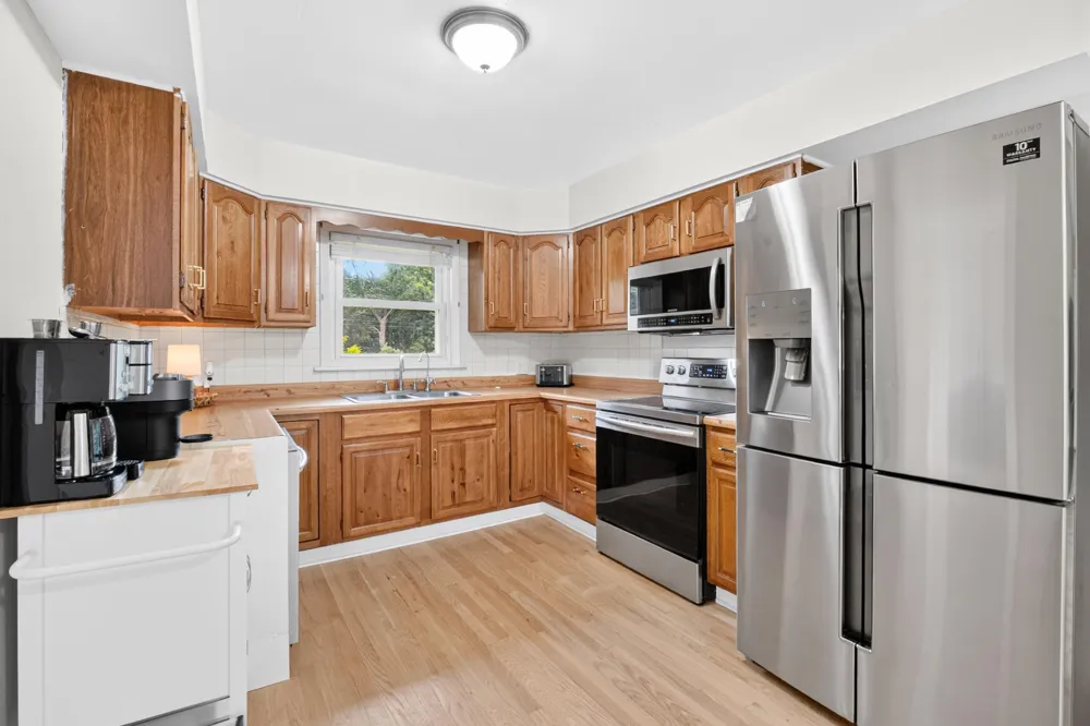 75 Hillside Drive Pennfield Charter Township, MI 49017