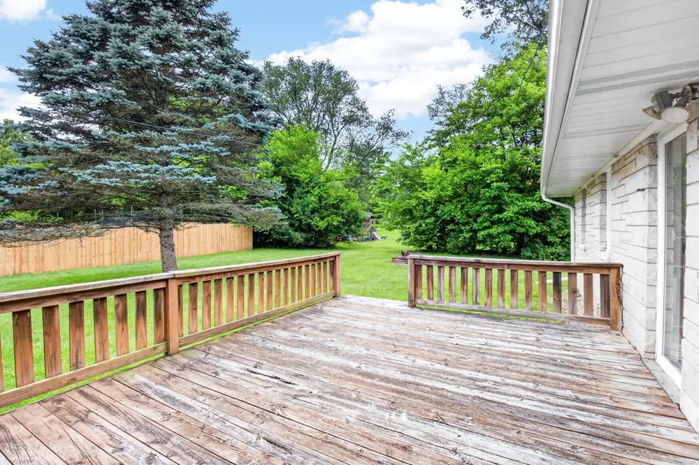 75 Hillside Drive Pennfield Charter Township, MI 49017