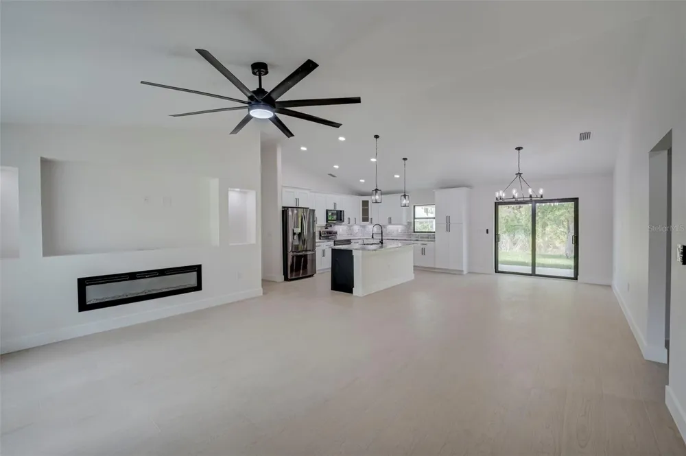 7042 GROVE BOULEVARD Punta Gorda, FL 33982
