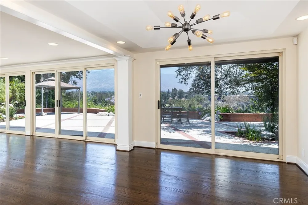 850 Chula Vista Pasadena, CA 91103