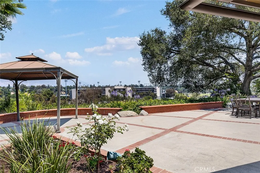 850 Chula Vista Pasadena, CA 91103