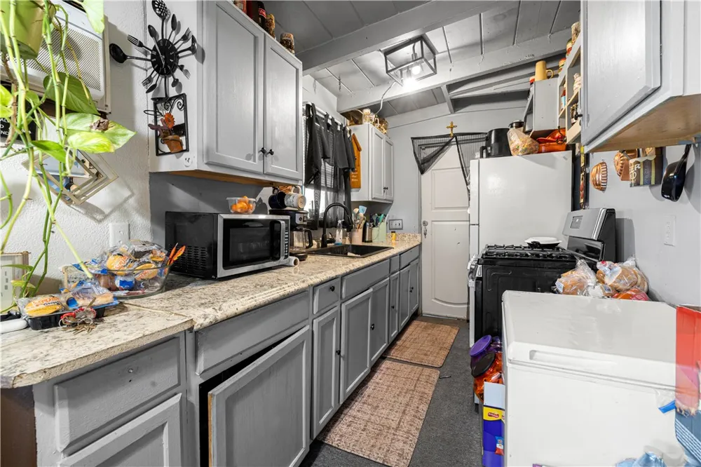 26802 Girard Street Hemet, CA 92544