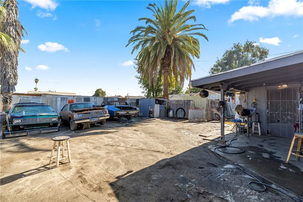 26802 Girard Street Hemet, CA 92544