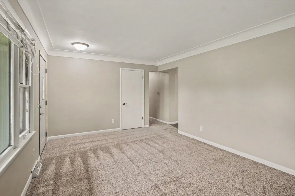 6083 Woodlea Drive Kalamazoo, MI 49048