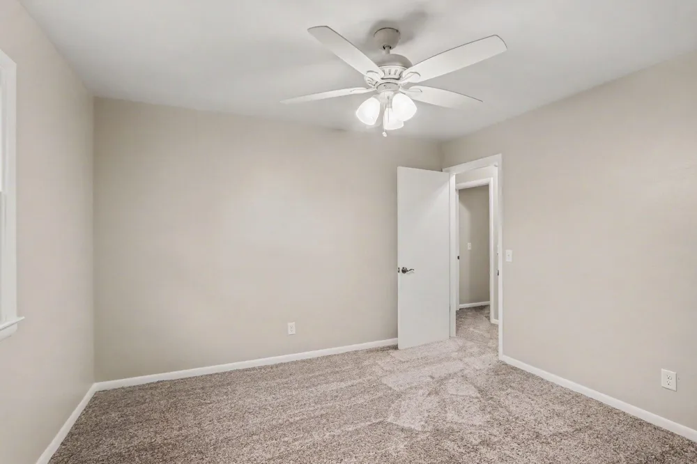 6083 Woodlea Drive Kalamazoo, MI 49048