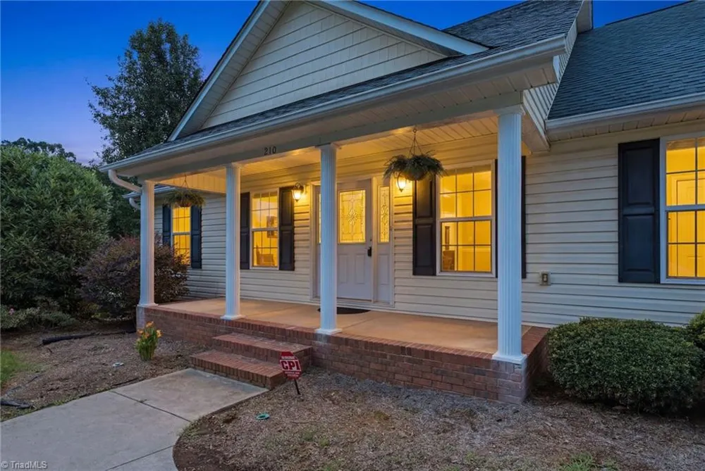 210 Jane Sowers Road Statesville, NC 28625