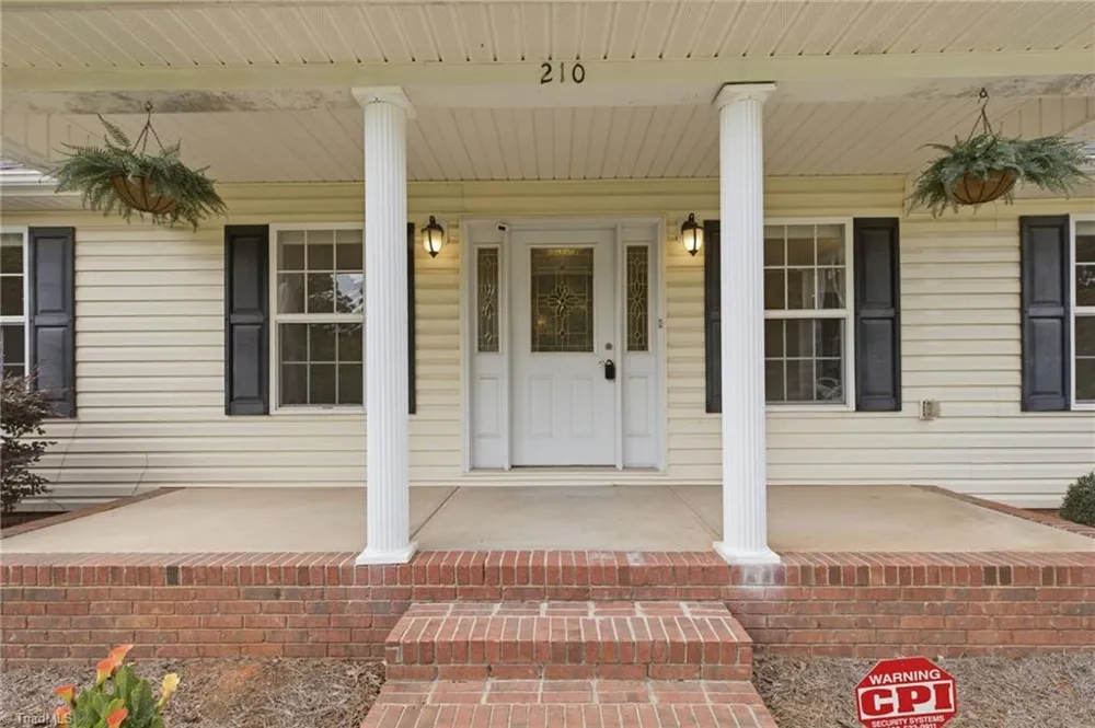 210 Jane Sowers Road Statesville, NC 28625