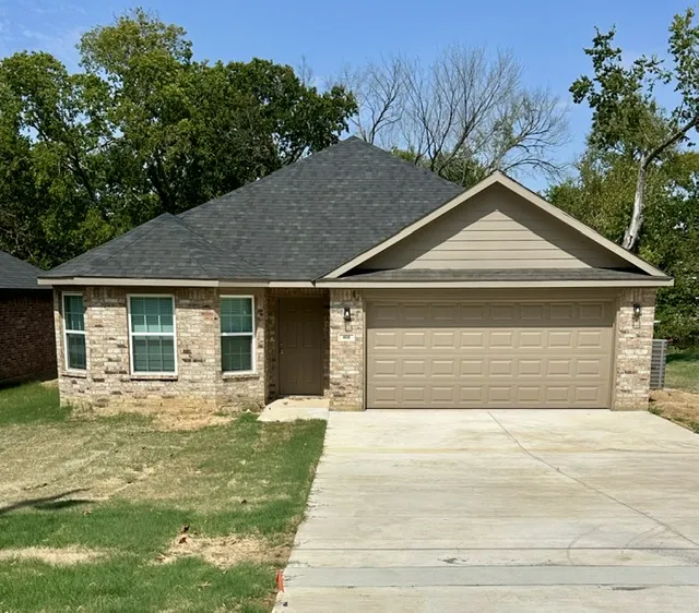 408 W Curtis Avenue Calera, OK 74730