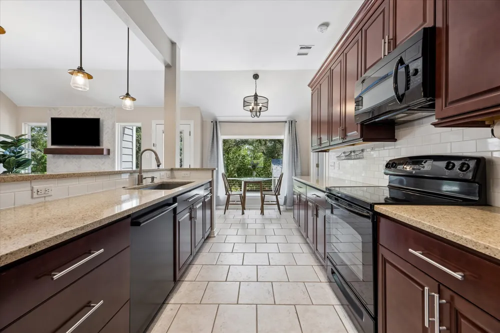 15103 Sun Bird Lane Austin, TX 78734