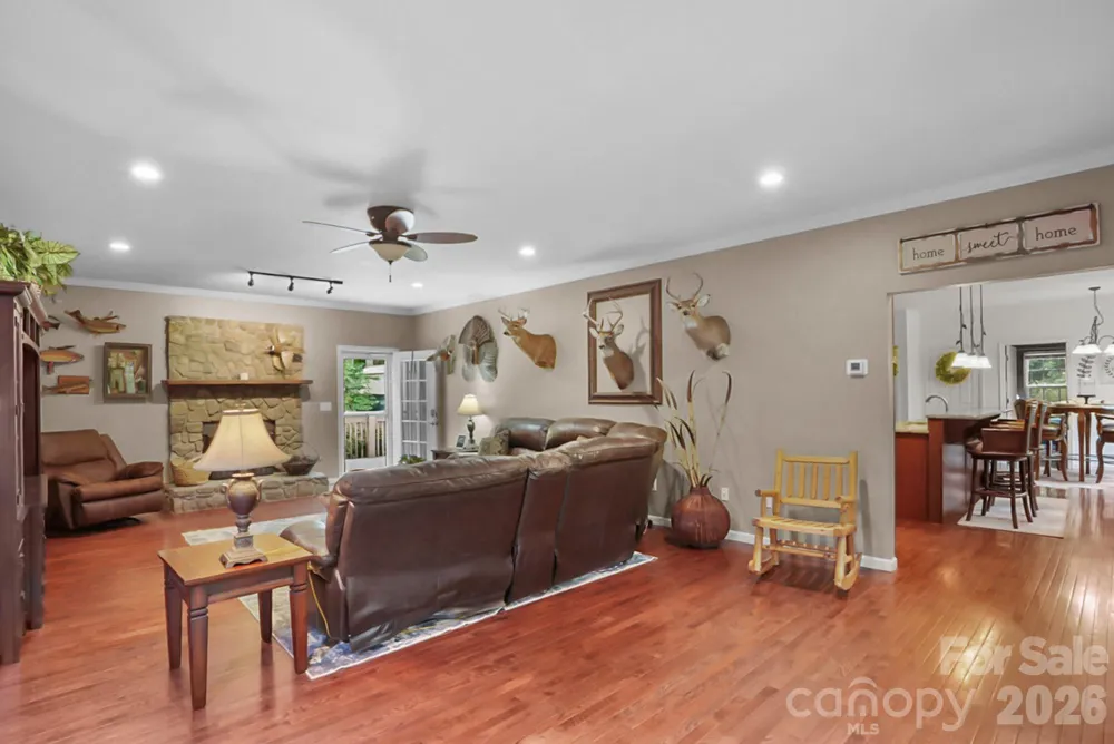 90 King Road Weaverville, NC 28787