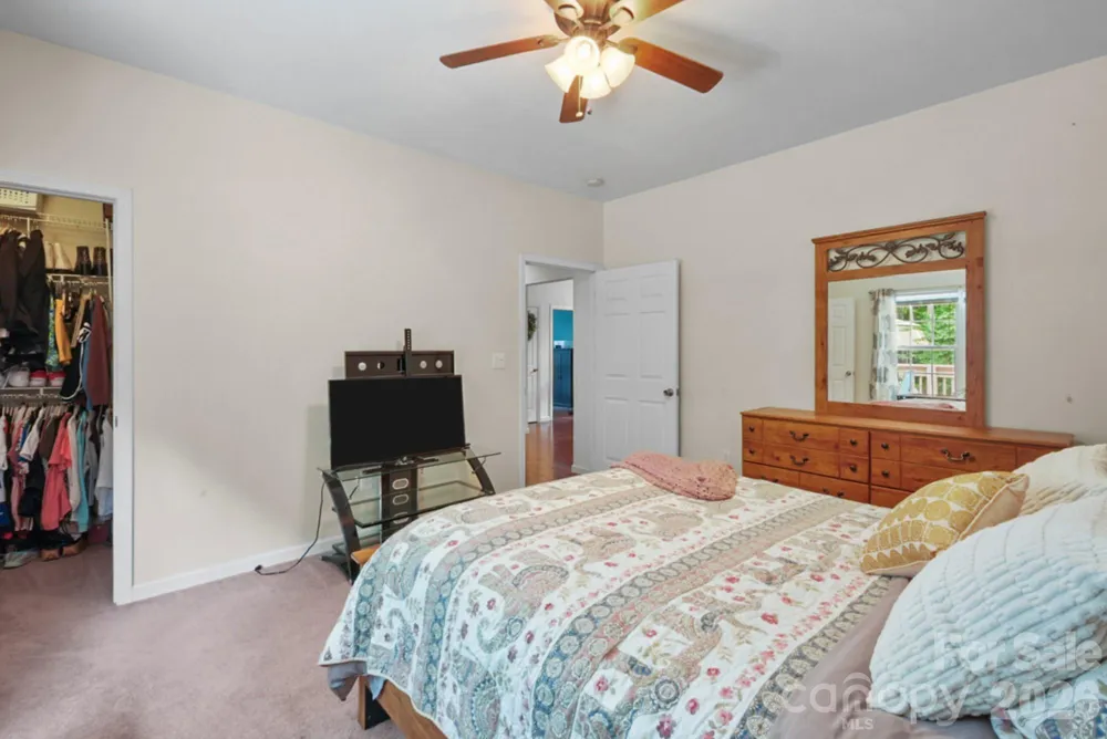 90 King Road Weaverville, NC 28787