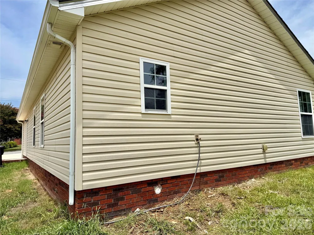 121 S Beaver Street Landis, NC 28088