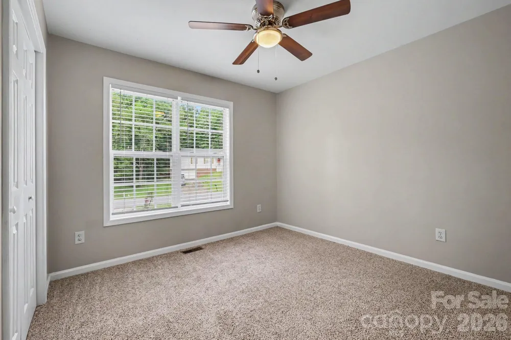 1607 Indian Springs Drive NW Conover, NC 28613