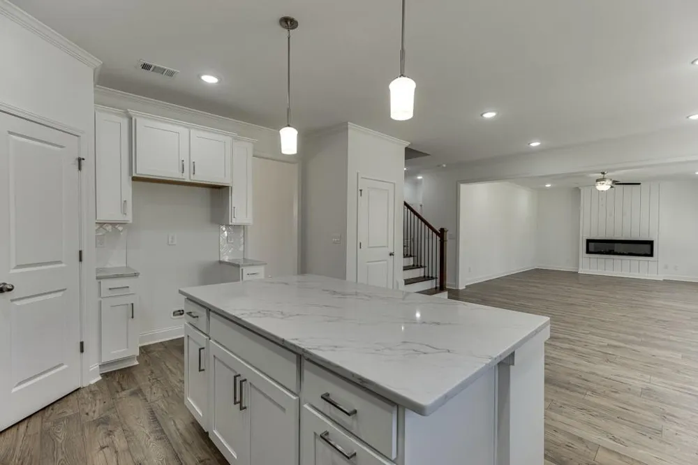 929 Lakeview Commerce, GA 30529