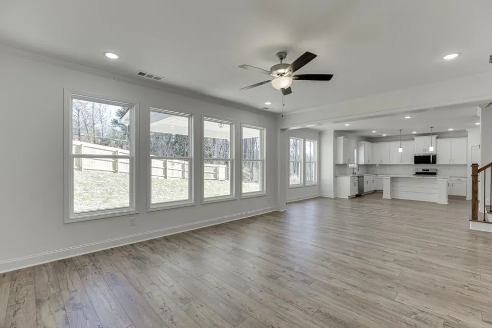 929 Lakeview Commerce, GA 30529