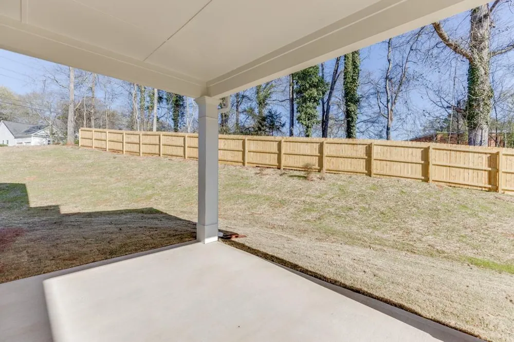 929 Lakeview Commerce, GA 30529