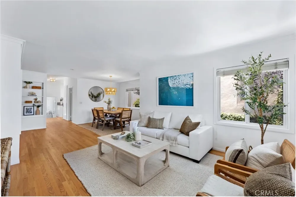 1136 8th Street Hermosa Beach, CA 90254