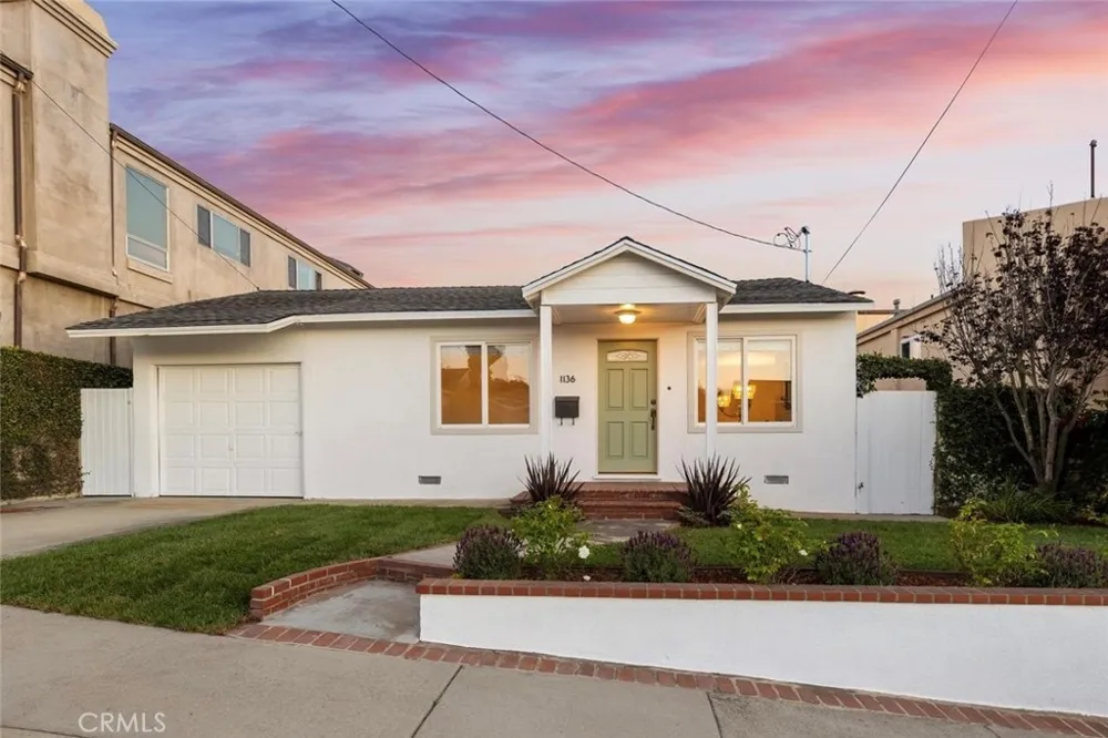 1136 8th Street Hermosa Beach, CA 90254