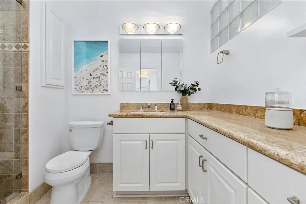1136 8th Street Hermosa Beach, CA 90254