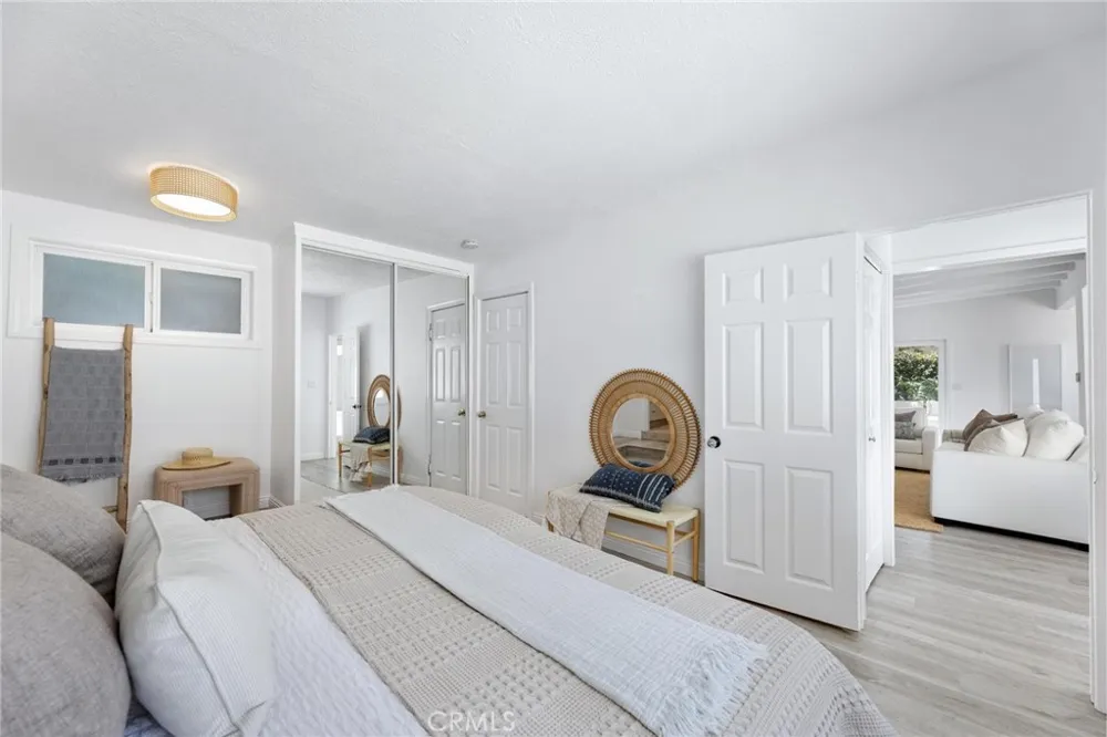 1136 8th Street Hermosa Beach, CA 90254