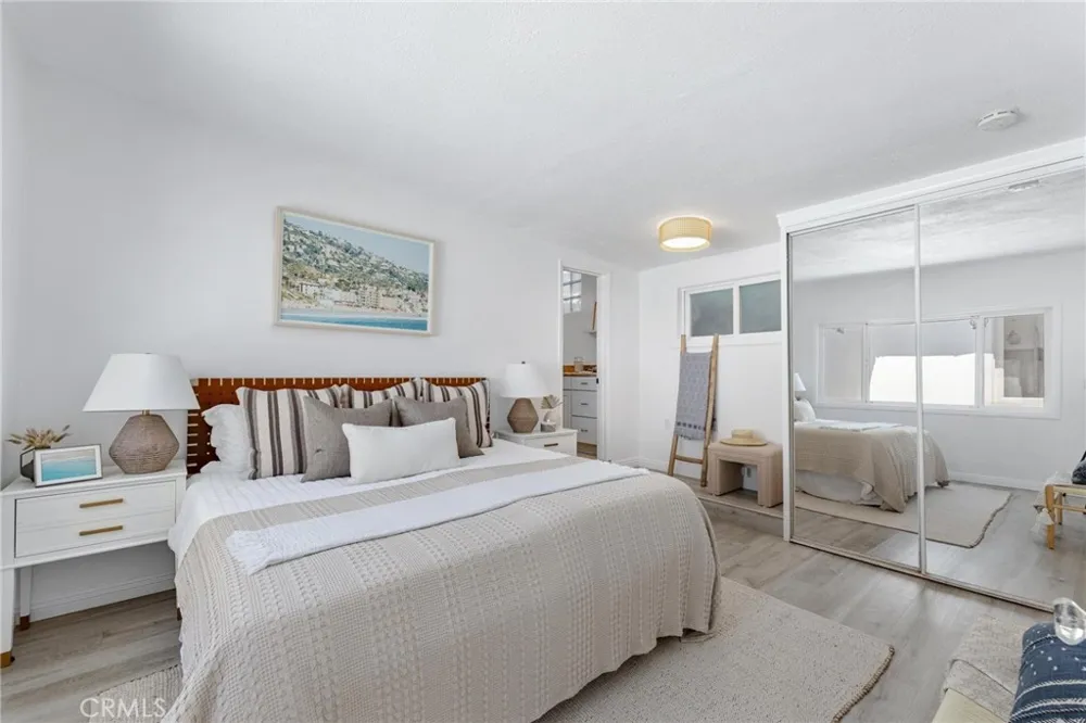 1136 8th Street Hermosa Beach, CA 90254
