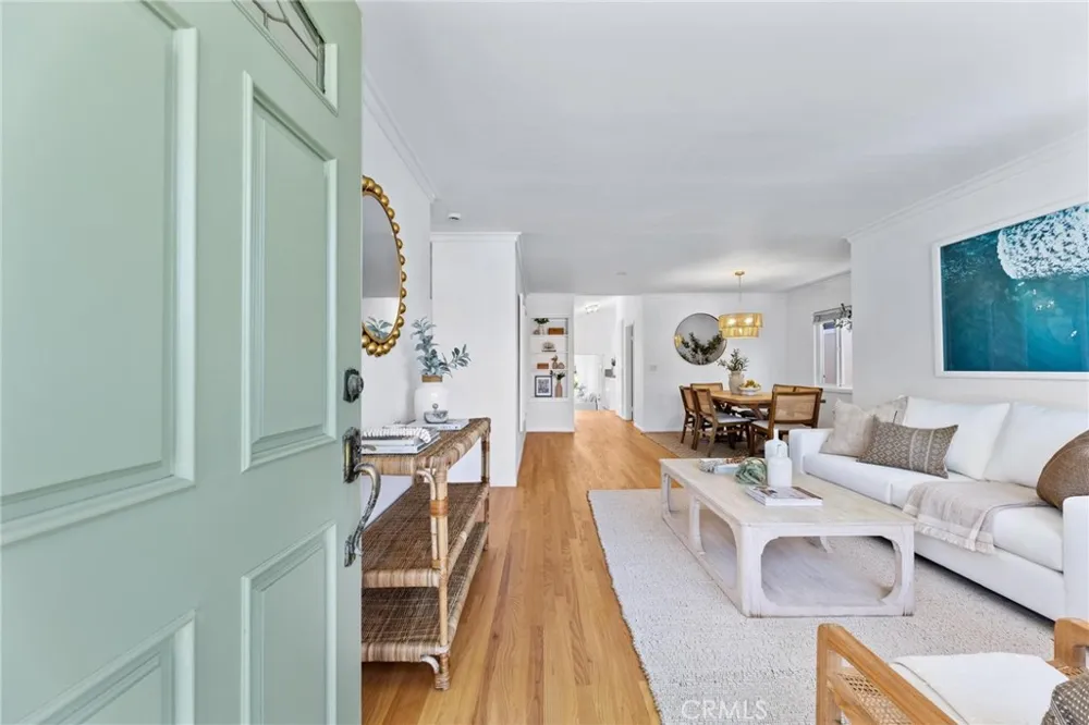 1136 8th Street Hermosa Beach, CA 90254