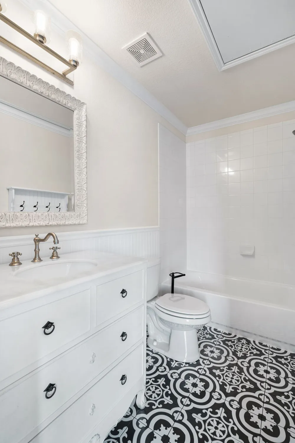 401 Buttercup Creek Boulevard #703 Cedar Park, TX 78613